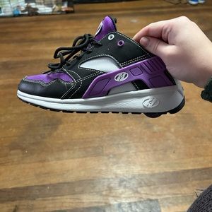 Purple black and white , youth size 6 women’s size 7